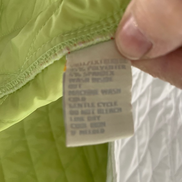 GREG NORMAN| Women’s quilted vest. Sz M - Picture 7 of 11